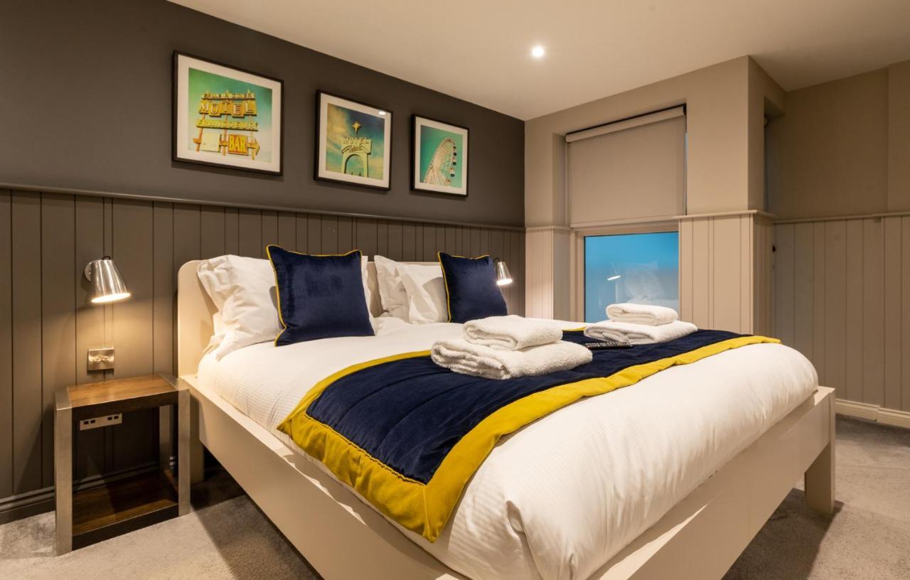 The Lawrance Luxury Aparthotel - يورك المظهر الخارجي الصورة
