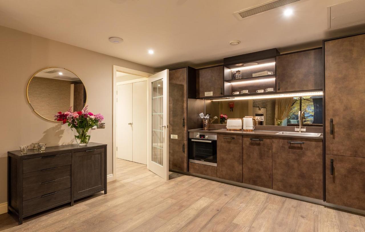 The Lawrance Luxury Aparthotel - يورك المظهر الخارجي الصورة
