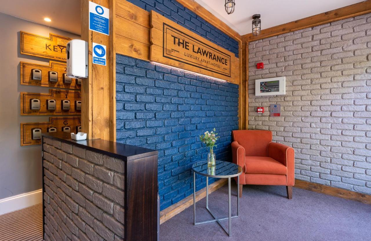 The Lawrance Luxury Aparthotel - يورك المظهر الخارجي الصورة