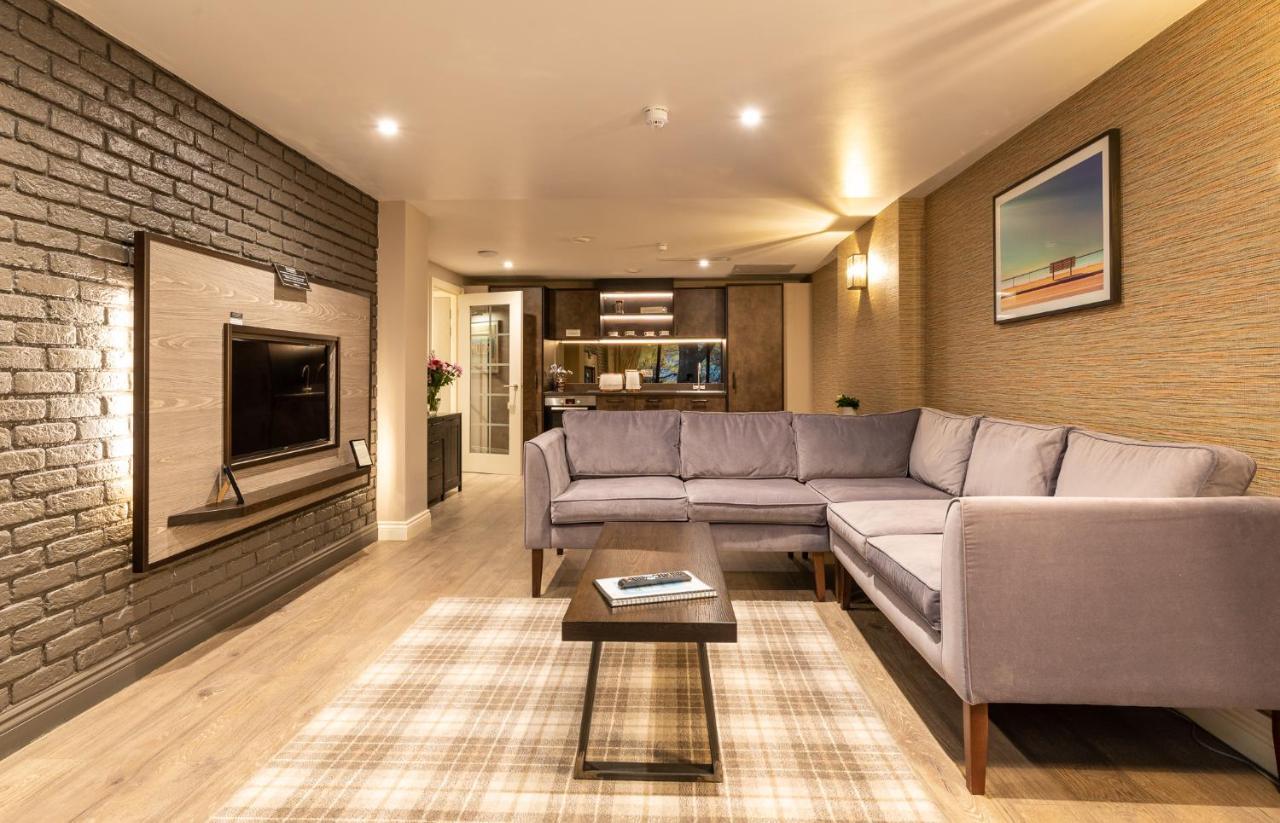 The Lawrance Luxury Aparthotel - يورك المظهر الخارجي الصورة